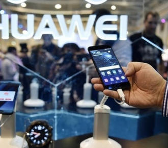 Brzy bude v Rusku méně gadgetů od Apple a Huawei