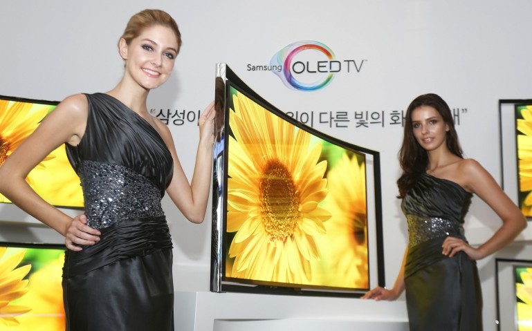 zakrivené OLED TV