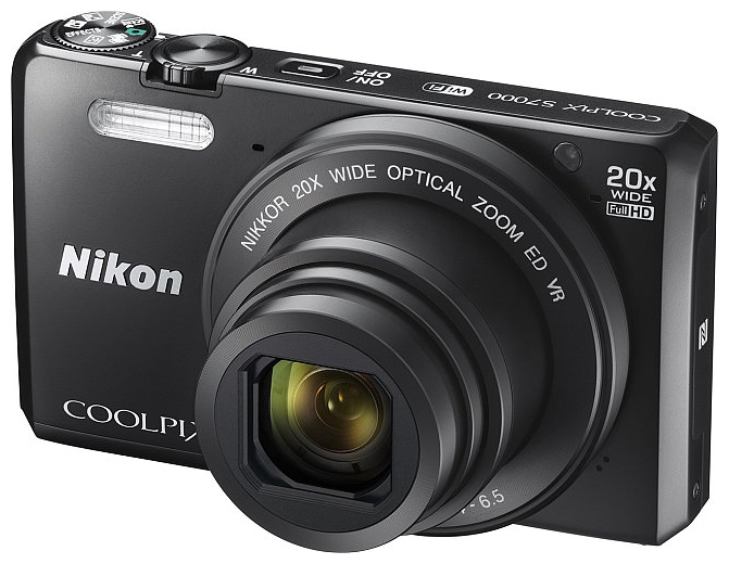 „Nikon Coolpix S7000“