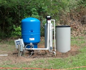 filtros de agua de un pozo para una residencia de verano