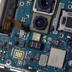 Samsung Galaxy S10 + purettiin kokonaan ja tutkittiin