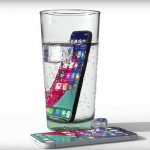 Naujasis „iPhone“ pasirodys esant vandens režimui