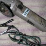 Bulgarian mula sa isang baterya ng kotse: kalamangan at kahinaan